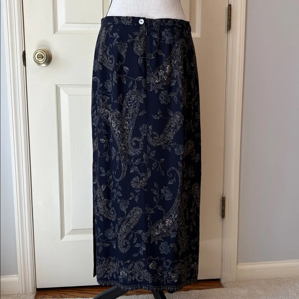 Talbots 100% Silk Long Skirt Lined Floral Paisley Blue size 12 Petite - Picture 5 of 10